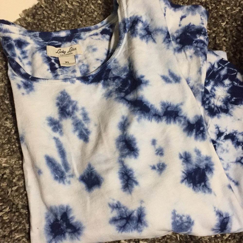 Lucky lotus active wear long sleeve